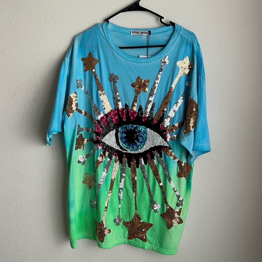 Discount Universe NWT ( New With Tags ) rare sequin eye star tie dye shirt